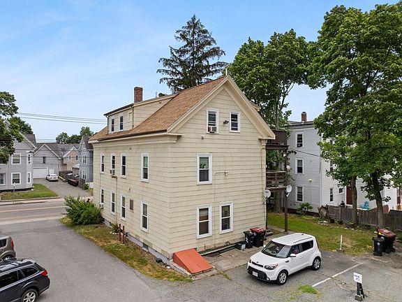 3rd image of 282 Belmont St