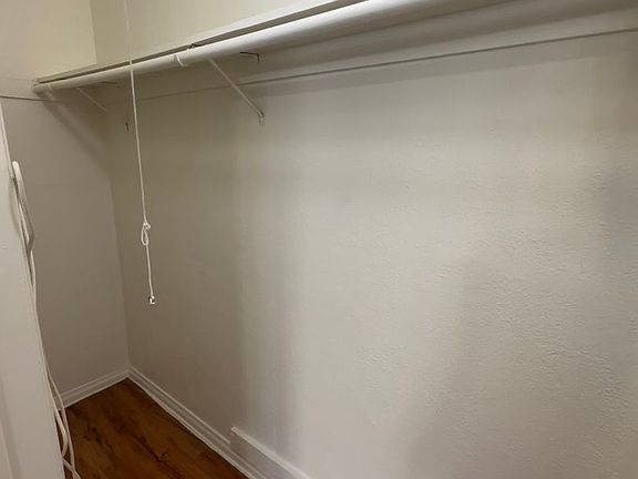 4th image of 1742 N Edgemont St #107