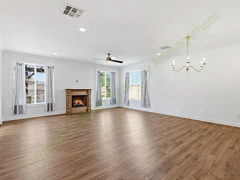 3829 E Packard Dr — Photo 17