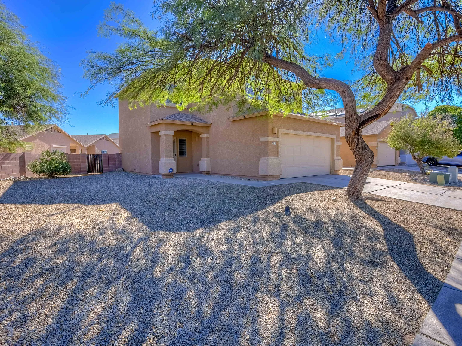 3 bed, 1701 sqft, $1,795 — Photo 3