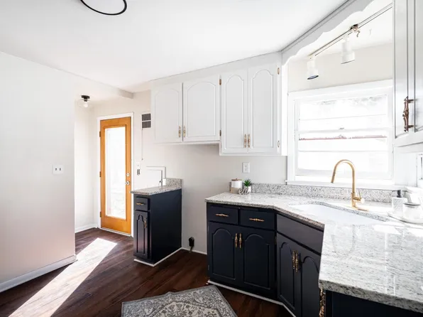 3739 North 97th PLACE, Milwaukee, WI 53222