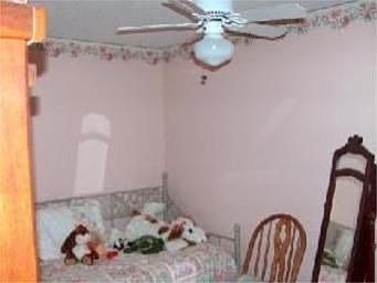 5th image of 915 Parkway Ct