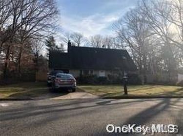 8 Hale Lane, Coram, NY, 11727