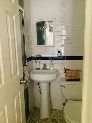 Rented by Manhattan Spaces | media 15
