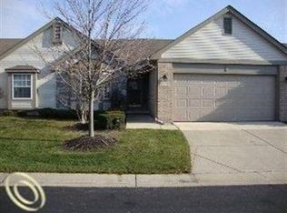 42334 Bayberry Dr, Clinton Township, MI 48038