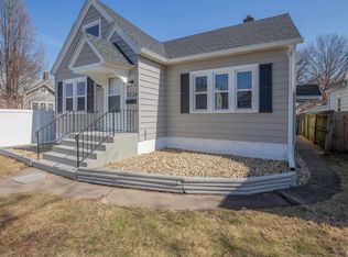 2128 3rd St, Moline, IL 61265