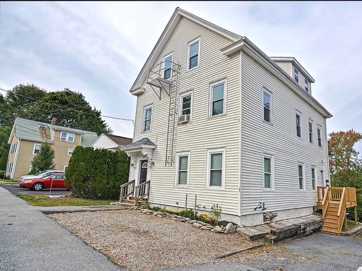 37 Godfrey St FLOOR 3, Taunton, MA 02780 Zillow