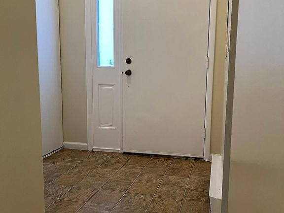 2nd image of 131 Point Of Woods Dr