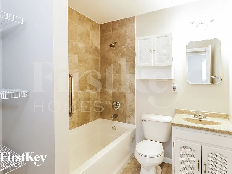 618 Neptune Way — Photo 11