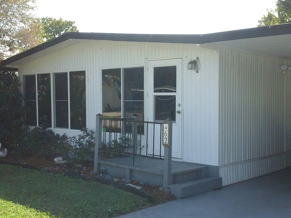 1st image of 62 Rose Dr