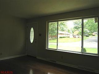 4th image of 3517 Saint Henry Ln