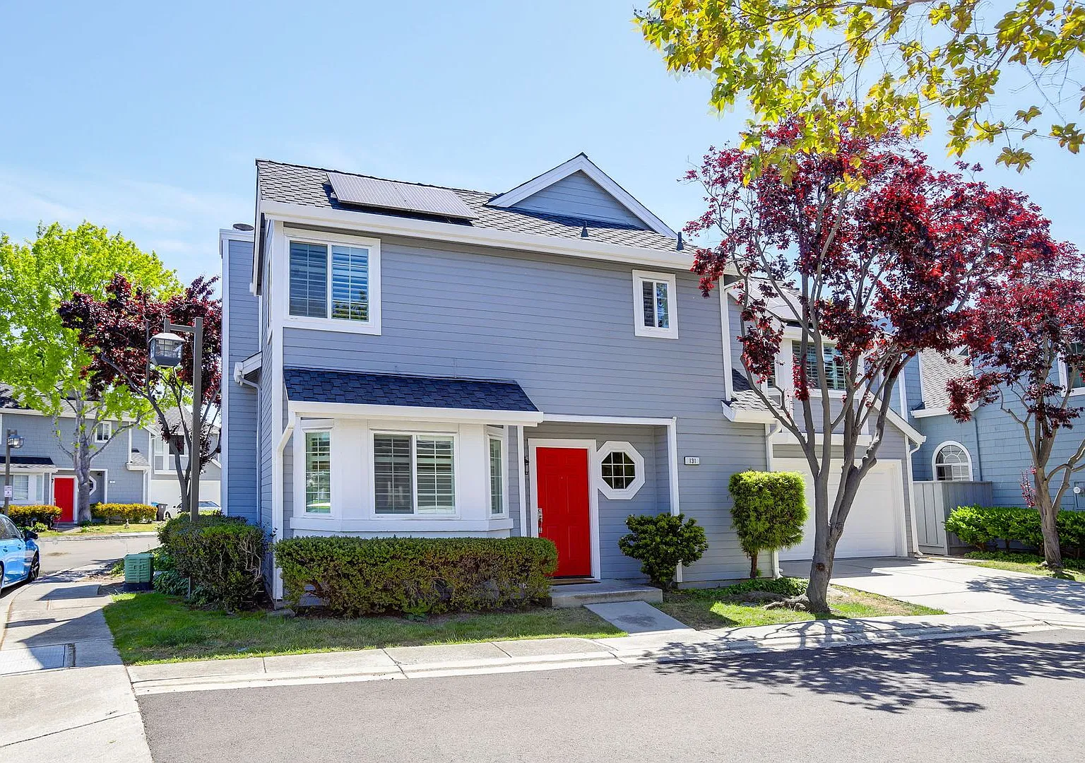 3BR/2.5BA Dog-Friendly Foster City Home with AC, Solar, Pool & 2-Car Garage | YouTube Tour — Photo 2