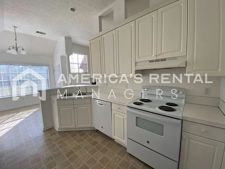 7936 Copperfield Dr — Photo 9