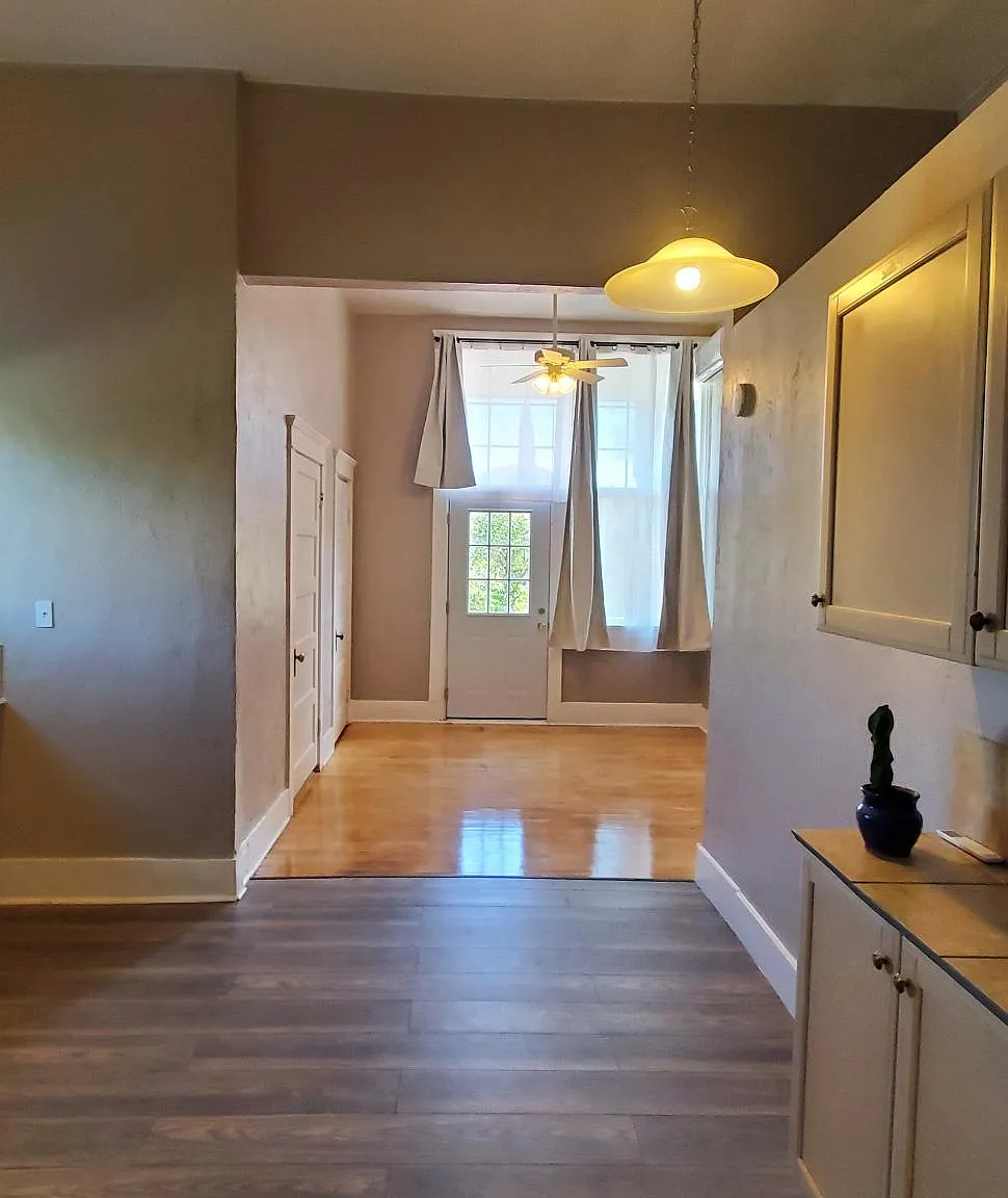 Studio, 345 sqft, $1,025 — Photo 3