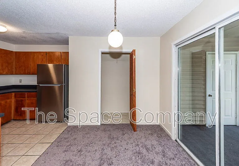 2020 Coldspring Dr — Photo 9