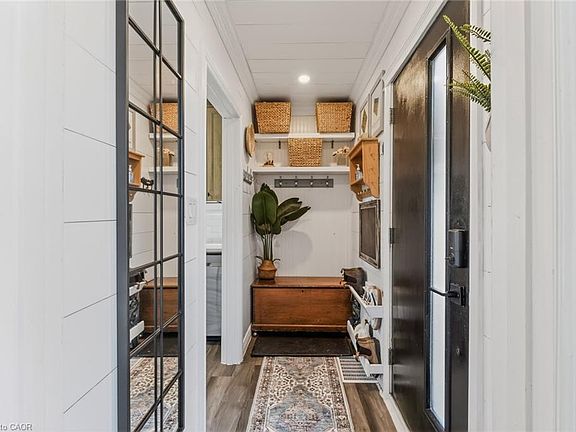 5th image of 43 Woodbridge Rd