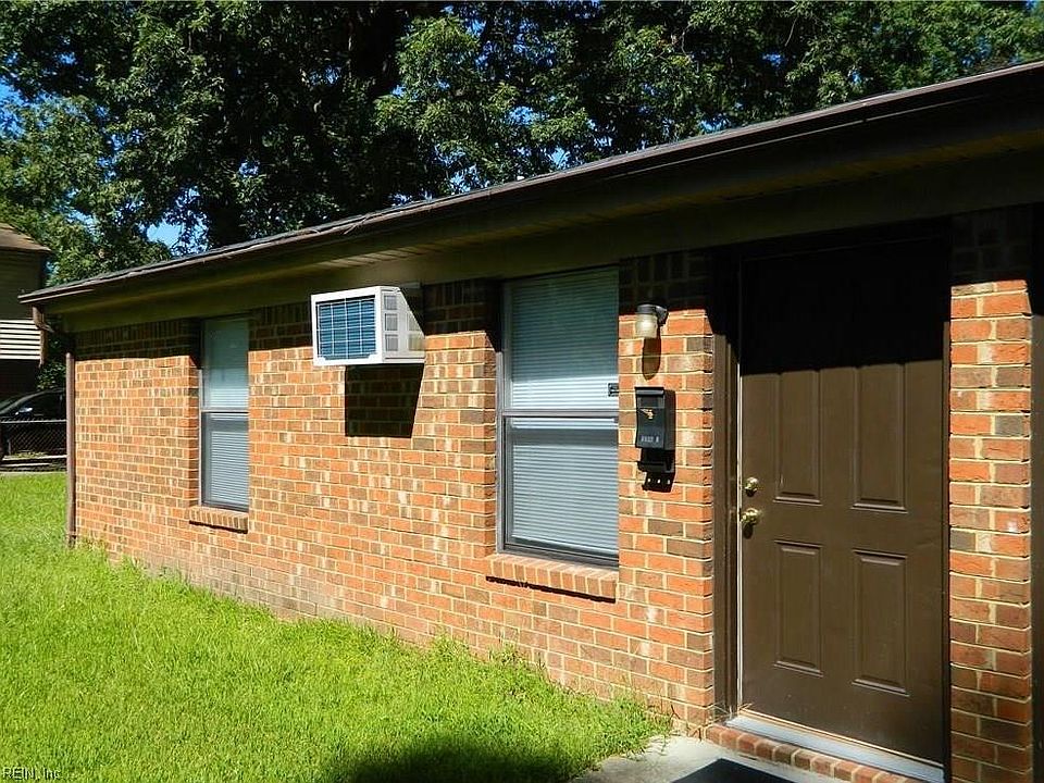 1st image of 1412 Picadilly St #B