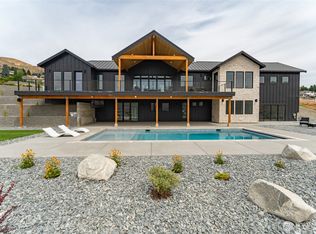 134 Hillcrest Pl, Chelan, WA 98816