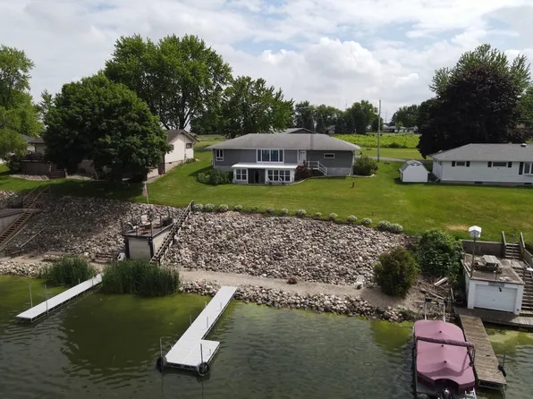 W2184 Melmar Dr, Markesan, WI 53946