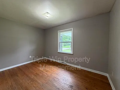 1664 Talisman Ln Photo 1