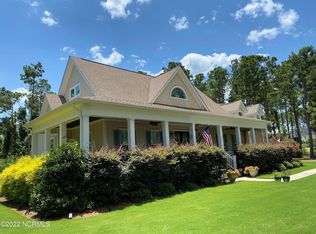 294 E Rolling Meadows Rd, Hampstead, NC 28443