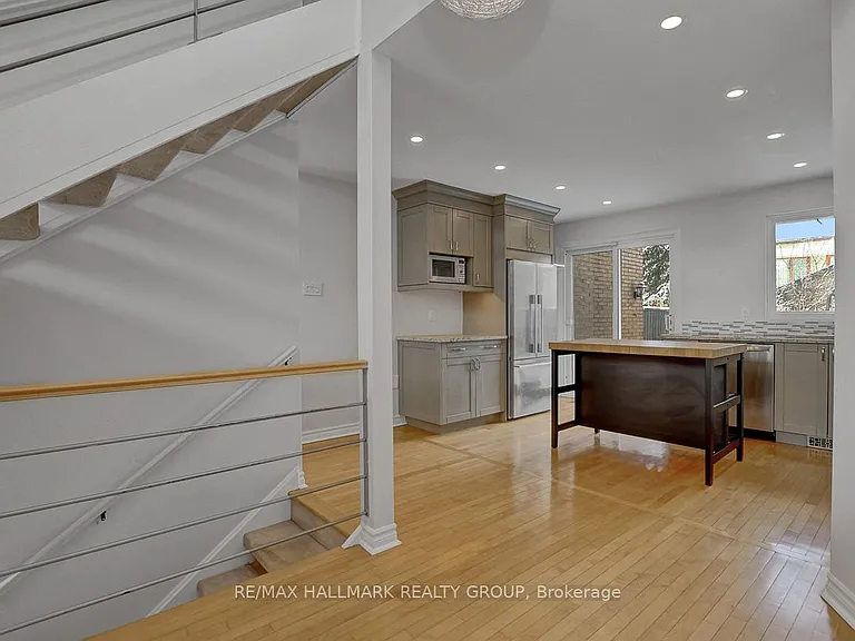 261 Bruyere St — Photo 12