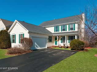 3121 Adamson Dr, Geneva, IL 60134