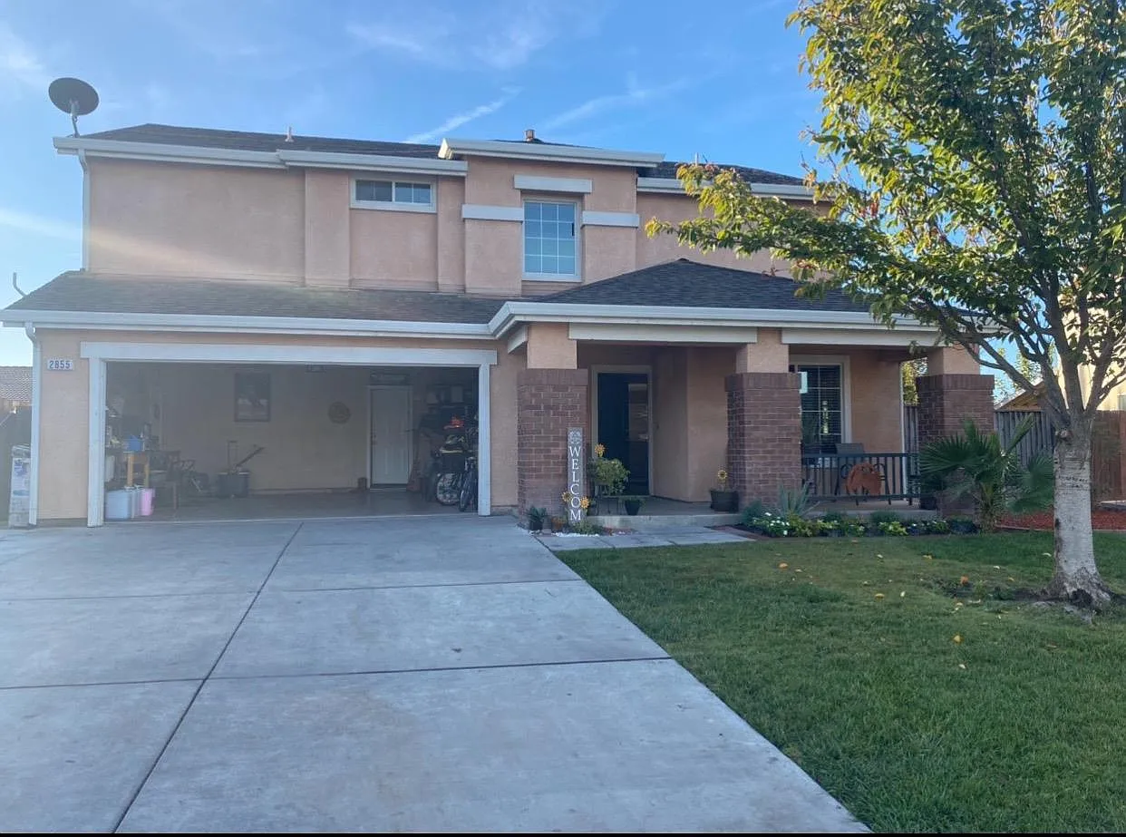 2855 Stilt Ln photo 1
