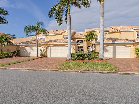 2nd image of 515 Island Ct