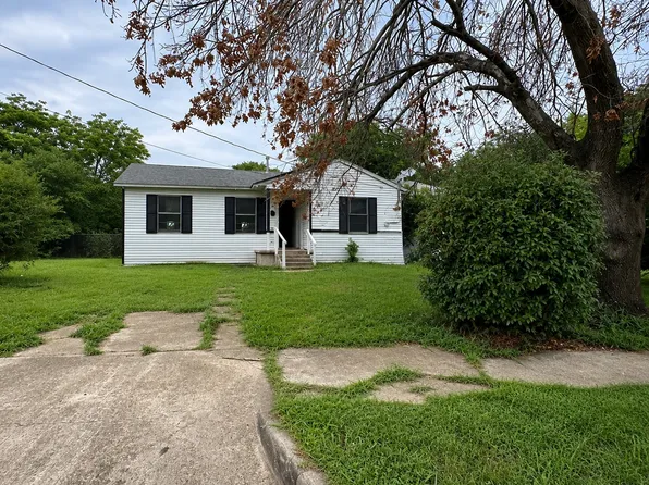 2951 E Ann Arbor Ave, Dallas, TX 75216