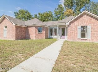 1048 Timber Trails Rd, Breaux Bridge, LA 70517