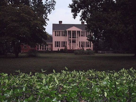 Curb Appeal of a stately manor