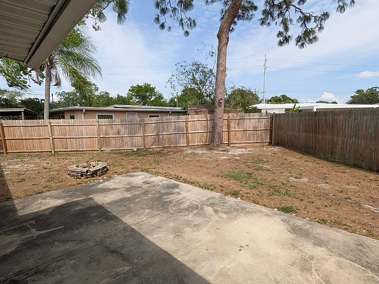 4502 S Cameron Ave — Photo 30