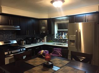 5660 Remsen Pl, Maspeth, NY 11378