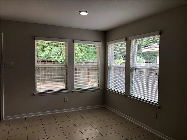 26 Prairie Oak Dr — Photo 9