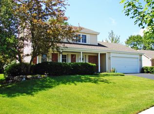 1917 Victoria Rd, Mundelein, IL 60060