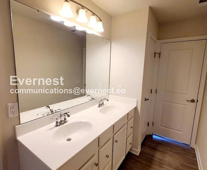217 Capeside Ct — Photo 17