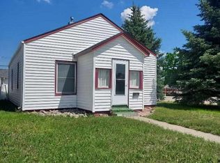 1801 9th Ave, Scottsbluff, NE 69361