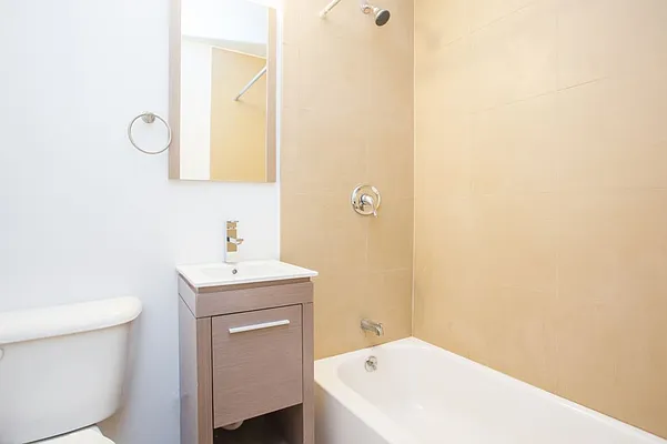 Rented by MNS | media 3