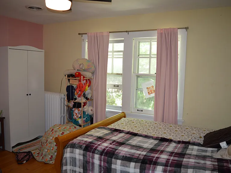 1825 Summit Ave — Photo 7