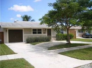 2741 N 74th Ave, Hollywood, FL 33024