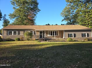 11 Guadalupe Pass, Clifton Park, NY 12065