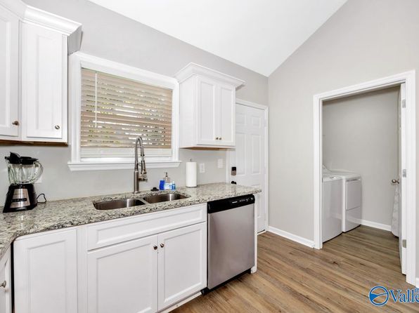 huntsville-alabama-92152030 picture