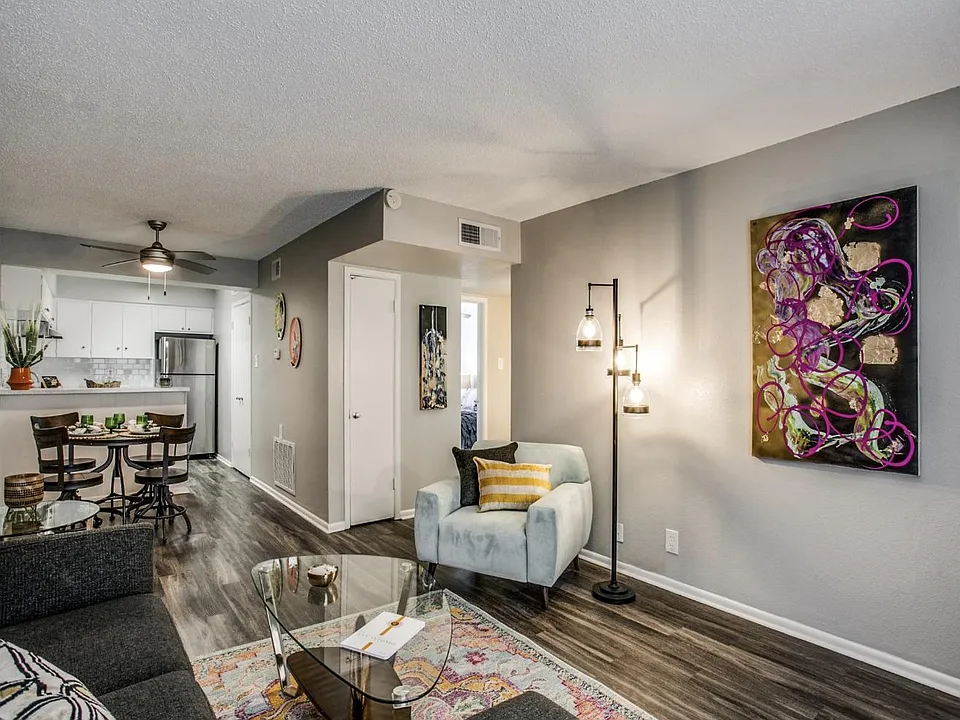 Village Oaks Apartments