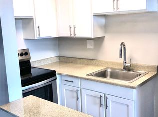 1243 5th Ave N APT 1, Seattle, WA 98109