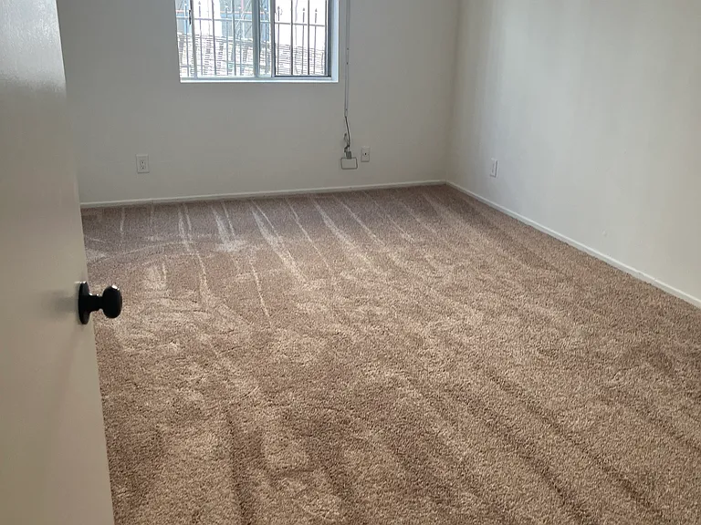 3957 Melrose Ave #3 — Photo 5