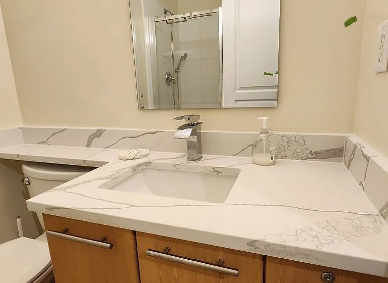 9339 University Cres #7 — Photo 10