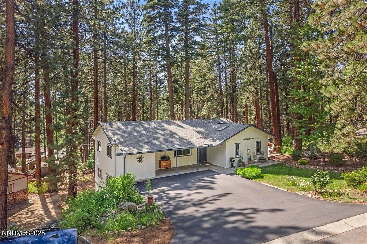 170 Pine Dr photo 1