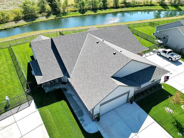 912 N Cloverleaf St, Goddard, KS 67052