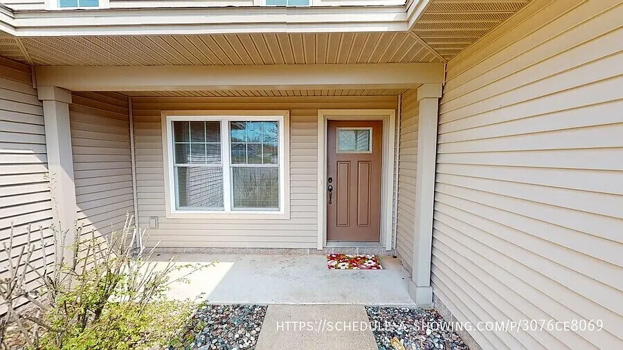 3 bed, 2.5 bath, $2,595 — Photo 3